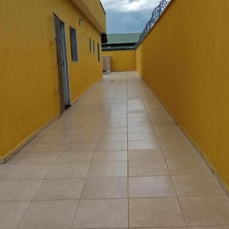Casa Na Praia Com Piscina Em Itanhaém エクステリア 写真